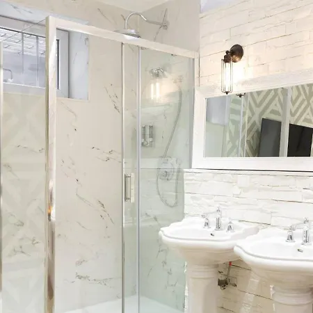 Bright Modern & Lovely Studio Close To Invalides & Eiffel Tower Apartment
